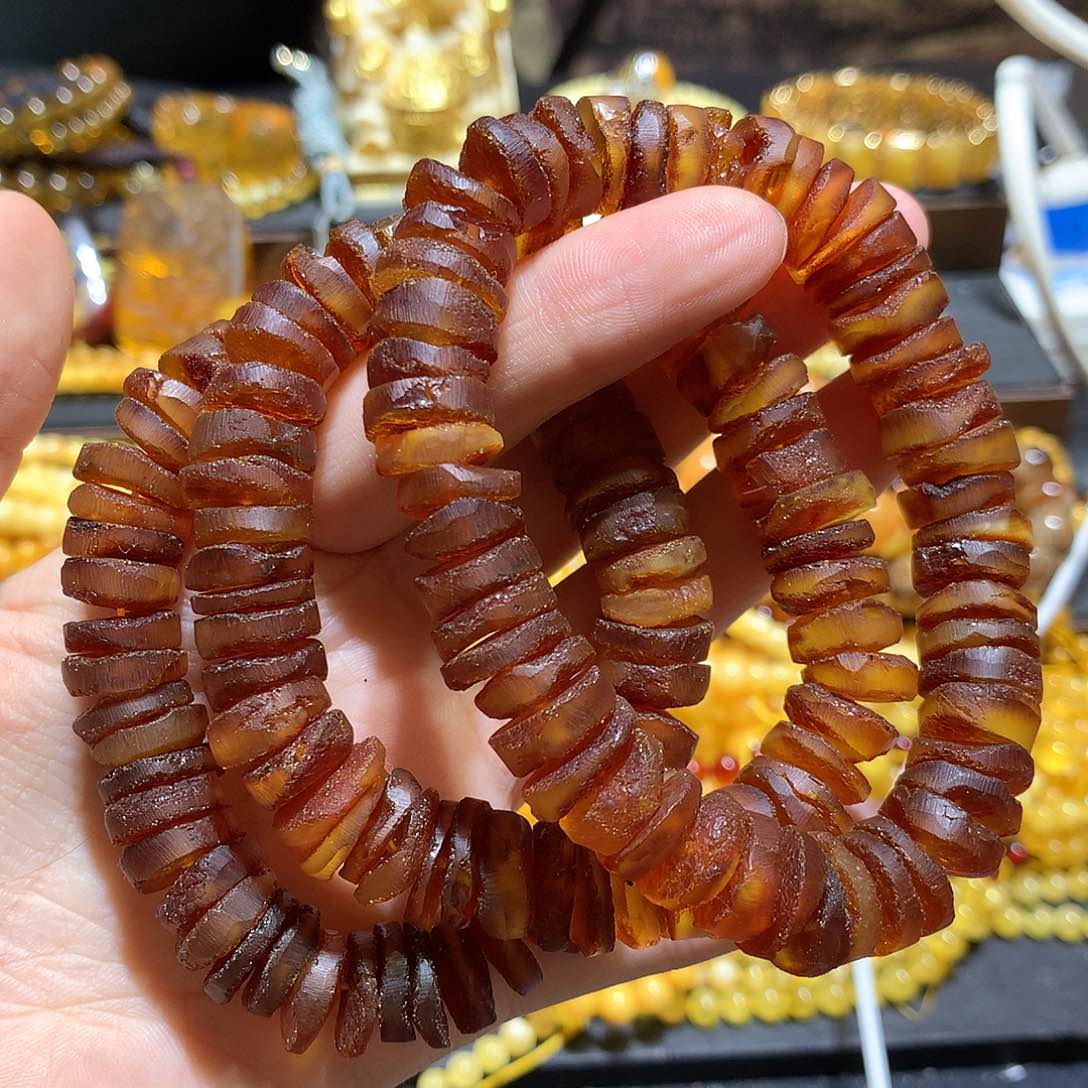 未镶嵌琥珀珠宝奇石多样性发其一