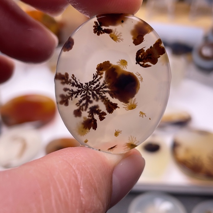 玛瑙/玉髓未镶嵌吊坠(不含链)