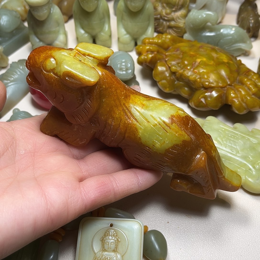 白玉菩提吊坠白玉菩提吊坠