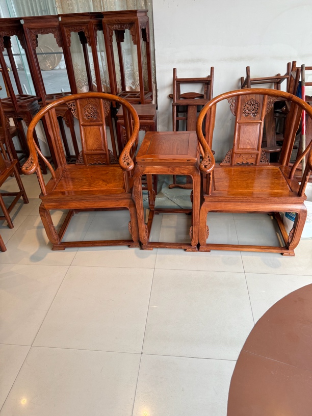 黄宫椅家具新中式