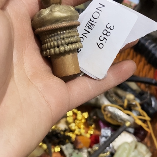 阿***章瓷片3859工艺品222