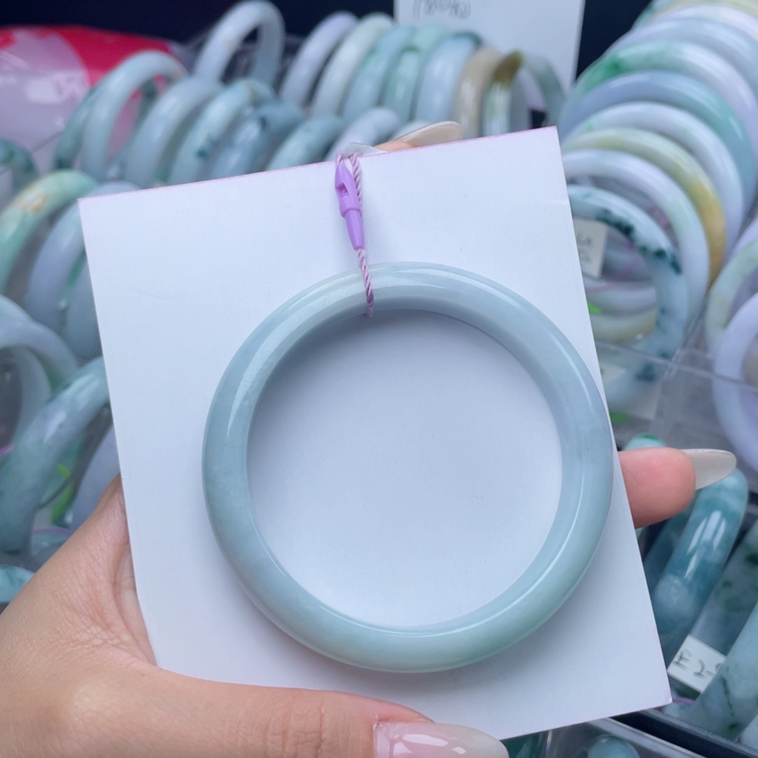 翡翠未镶嵌手镯56圈