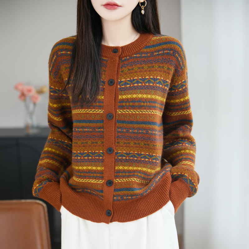 女毛针织衫千金风女士短款针织衫时尚复古秋冬