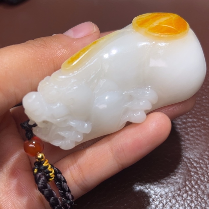 用***山貔貅手把件拍一发一