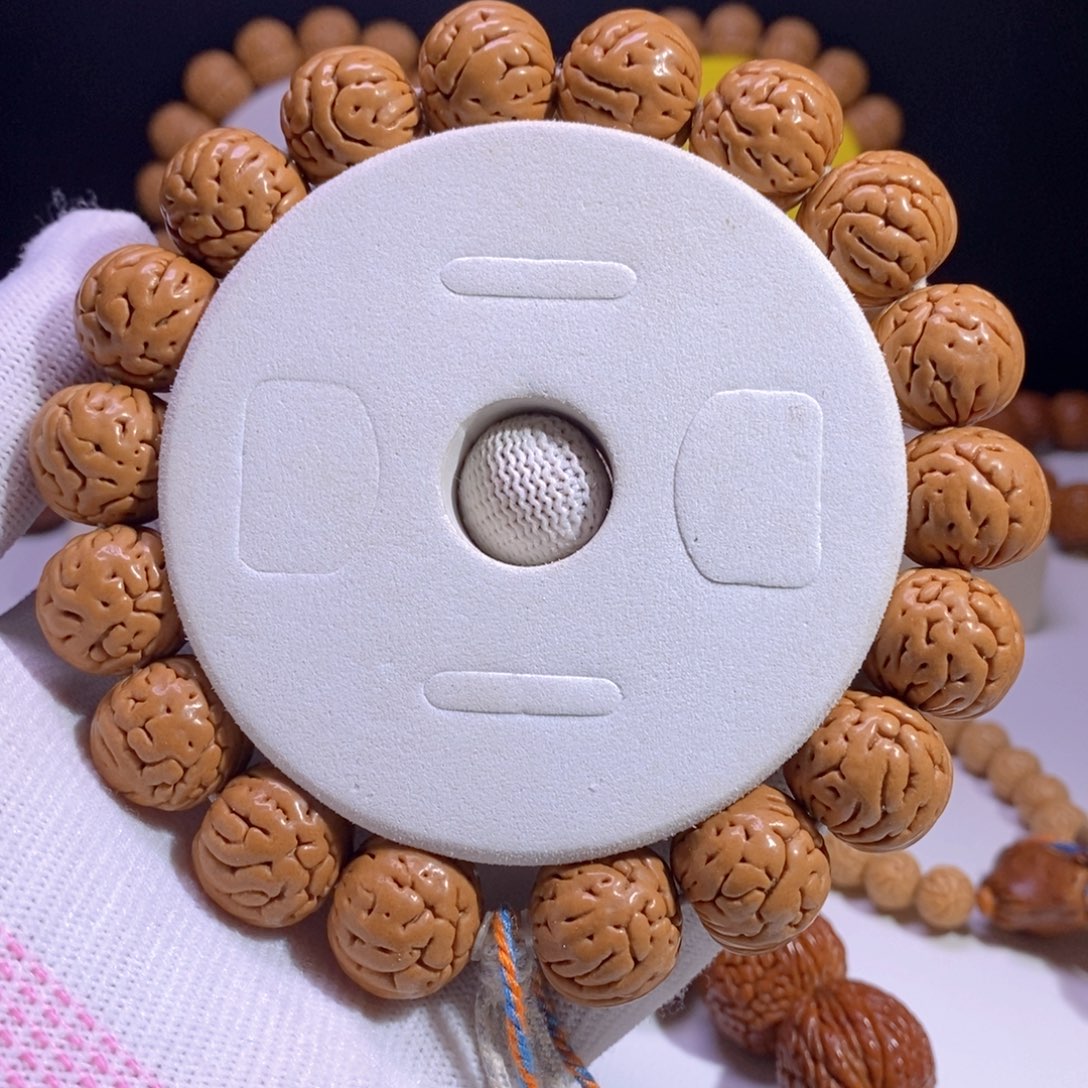 手串桃核矮壮爆肉肌肉