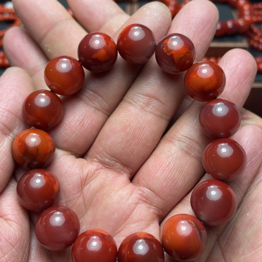 南红玛瑙原矿南红手串卡14未镶嵌