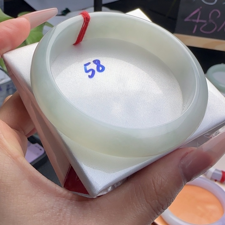 未镶嵌手镯翡翠翡翠手镯
