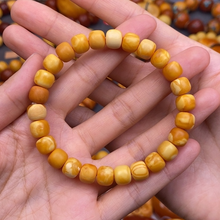 琥珀未镶嵌裸石蜜蜡M