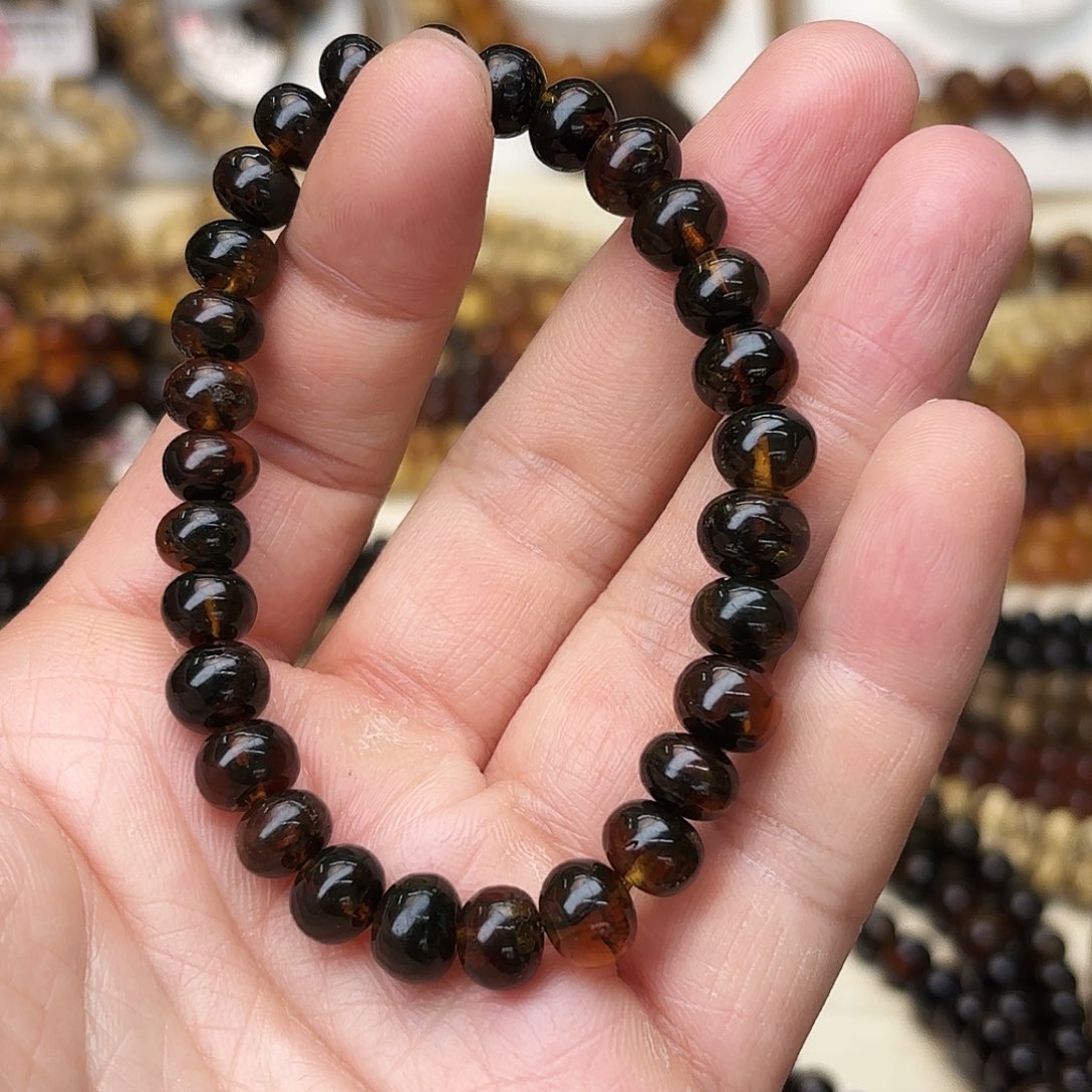 琥珀未镶嵌裸石八