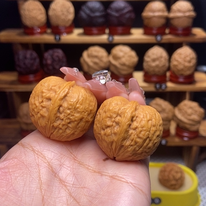 文玩核桃吊坠金印2