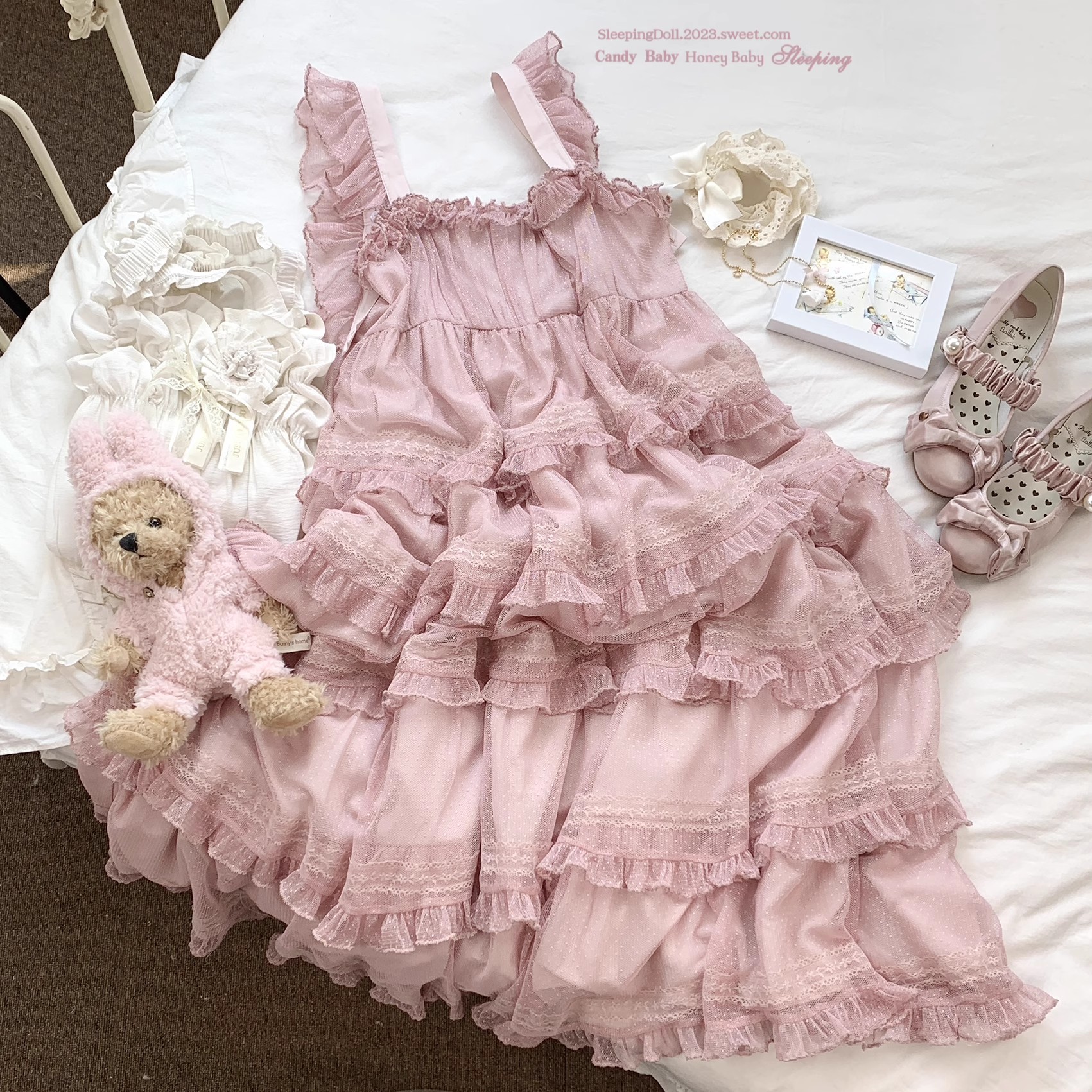 sleepingdoll自制* 轻甜慕斯 点纱花边层叠蛋糕高腰连衣裙