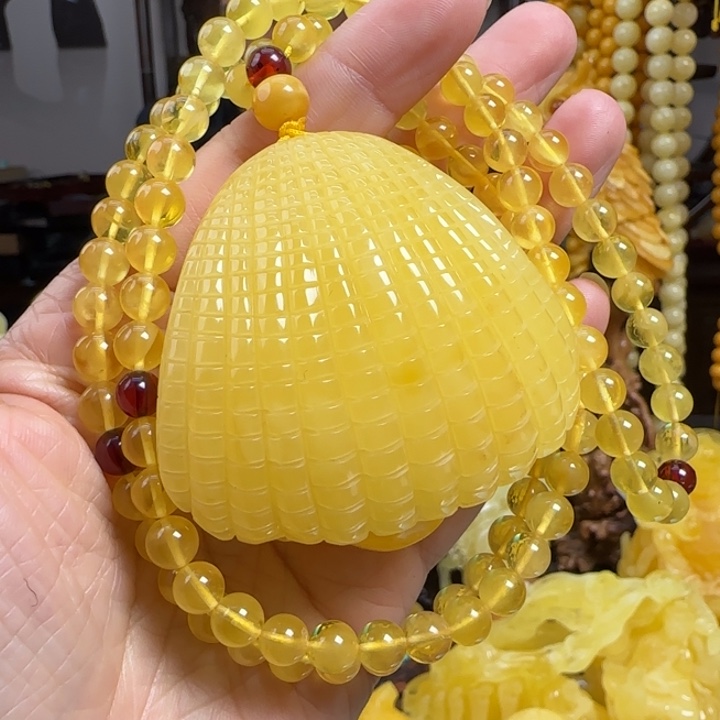 蜜蜡珠宝奇石未镶嵌