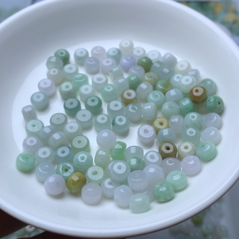 【闪购商品】未镶嵌手链翡翠卡4乘6三彩老型50颗