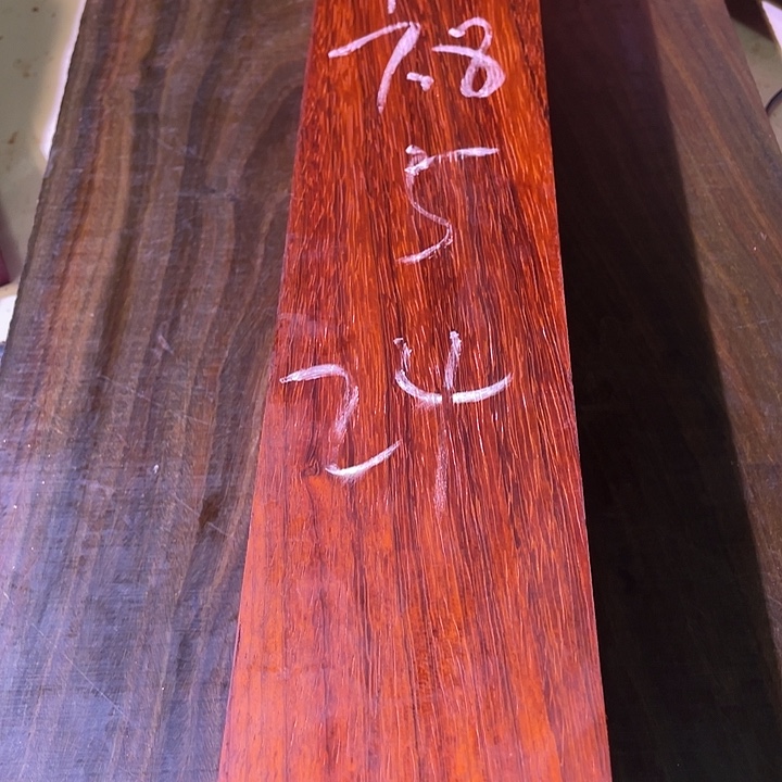 俩***姥红花梨，以直播间为准