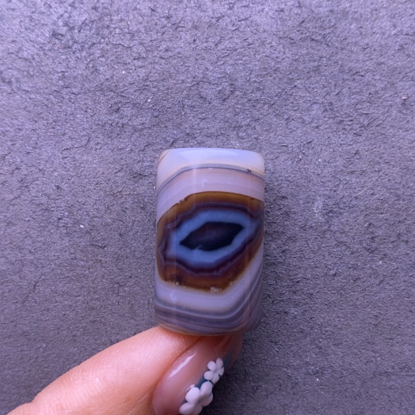 【闪购商品】未镶嵌玛瑙/玉髓珠宝奇石梵*