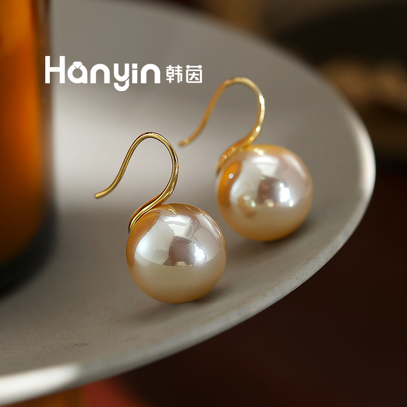 铜合金仿珍珠耳饰 2026新年16mm优雅强光炫彩人鱼姬珠高跟鞋耳挂