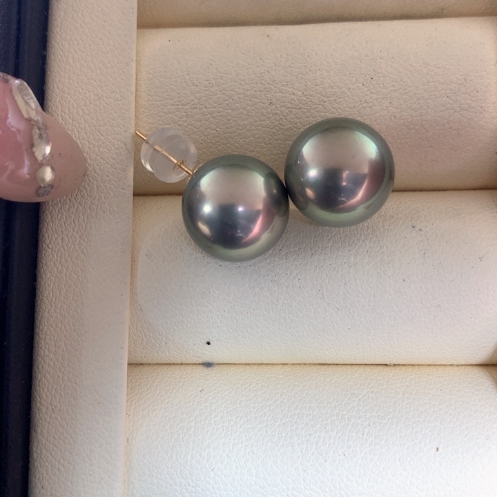 18K金镶嵌耳饰海水珍珠