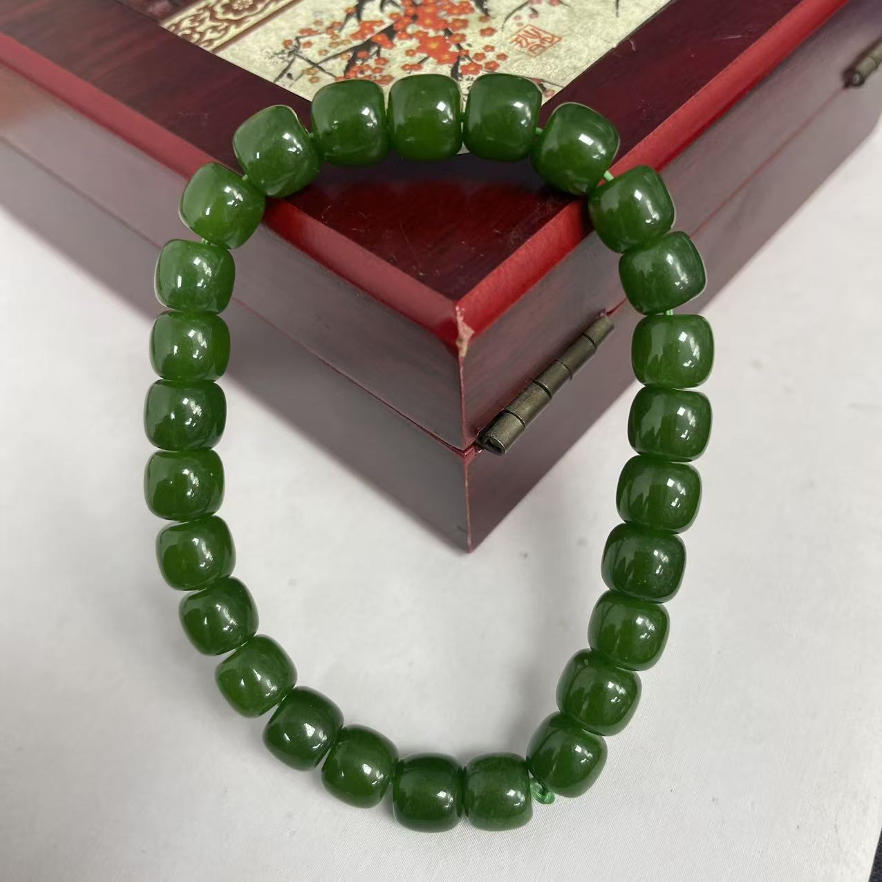 【大喜儿】菠菜绿老型8m手链-12WQ2237