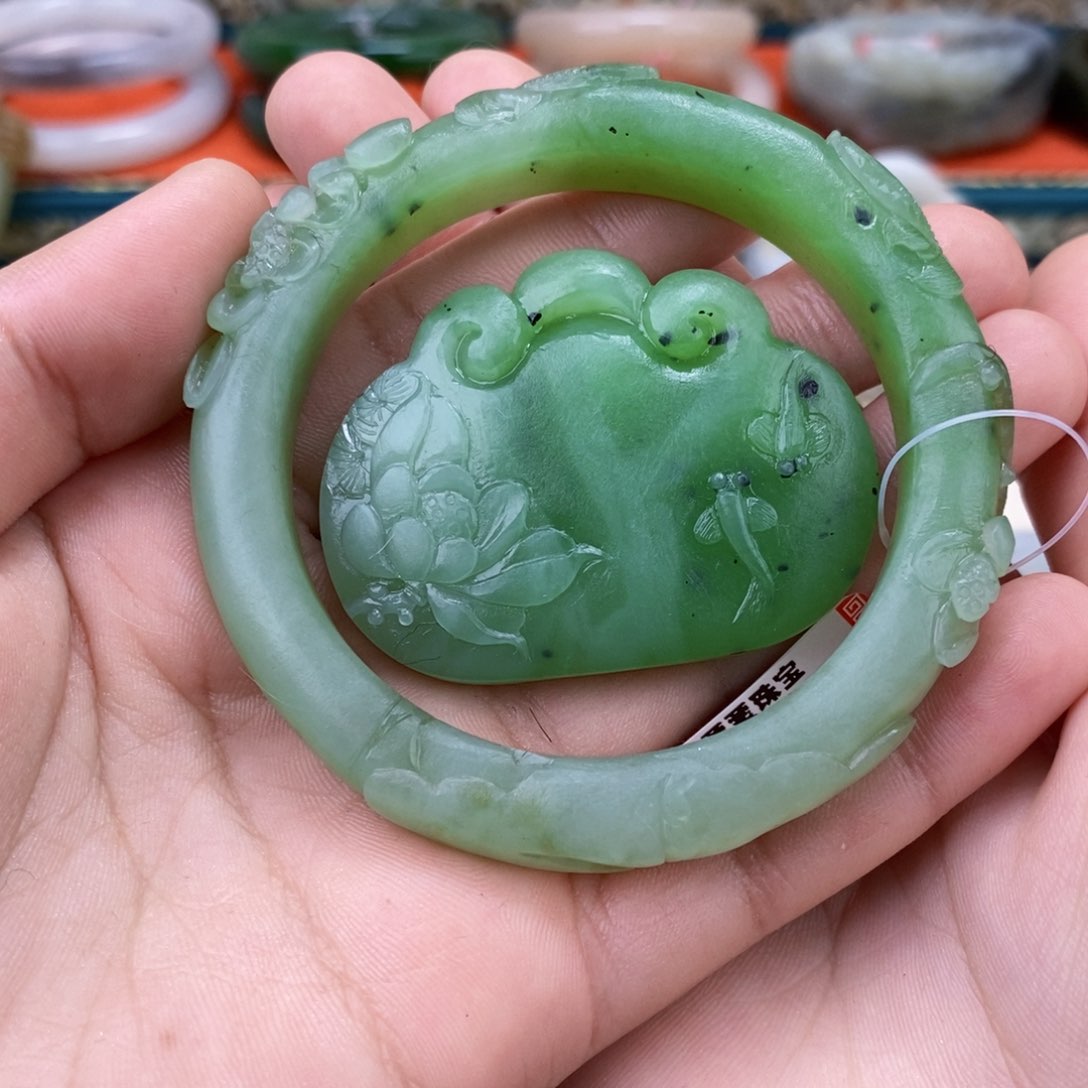 和田玉手镯 定制   54.1未镶嵌