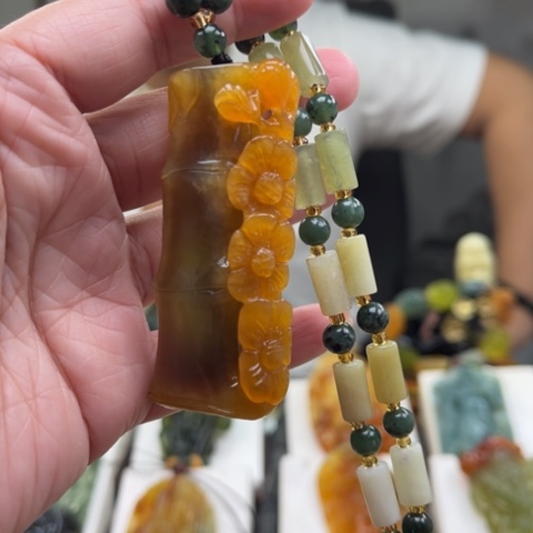 岫玉未镶嵌挂件挂件