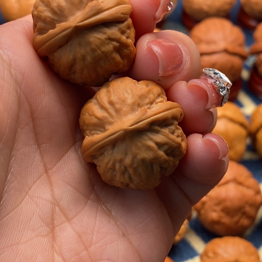 文玩核桃把件精品小手捻