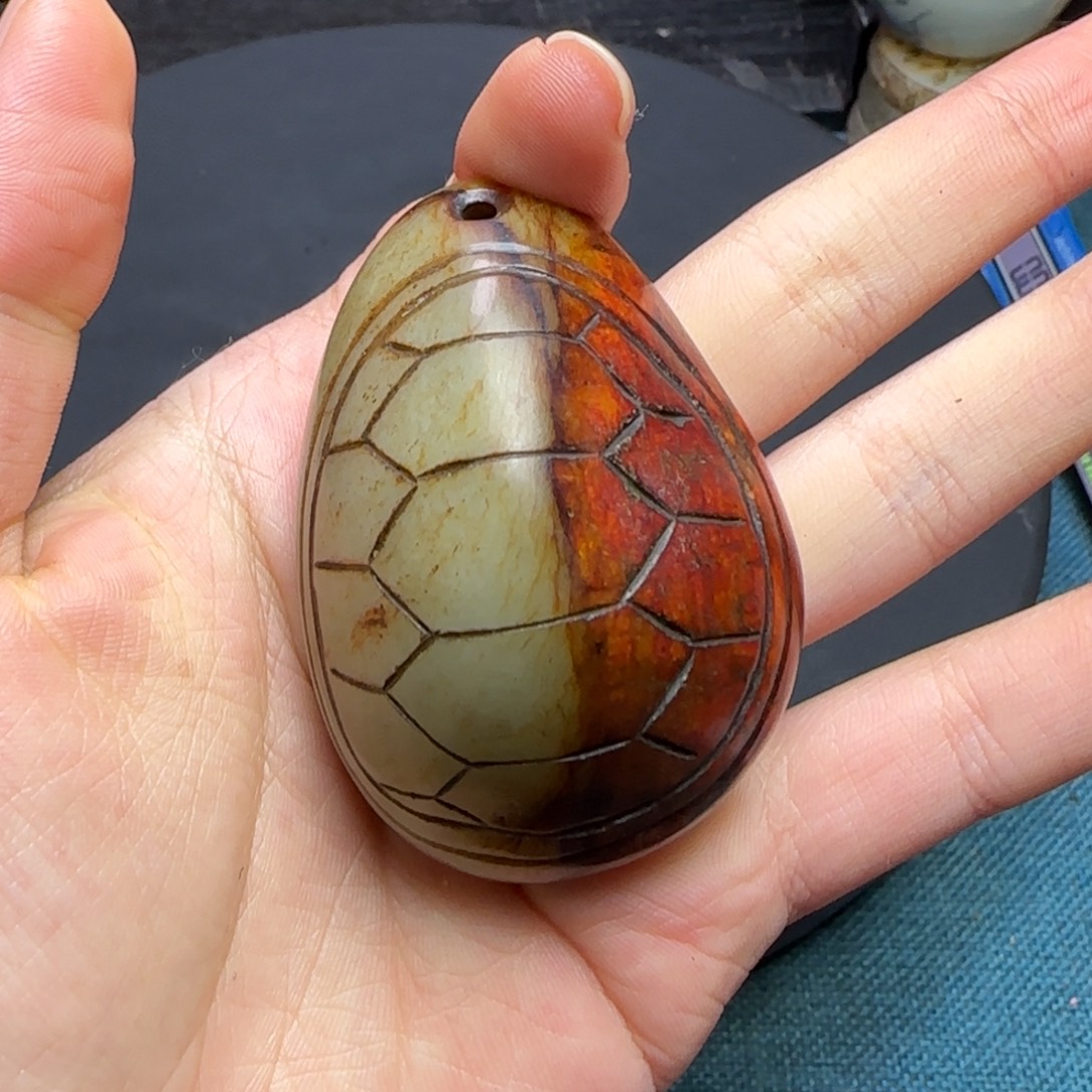 新***哥和田玉（糖玉）未镶嵌挂件