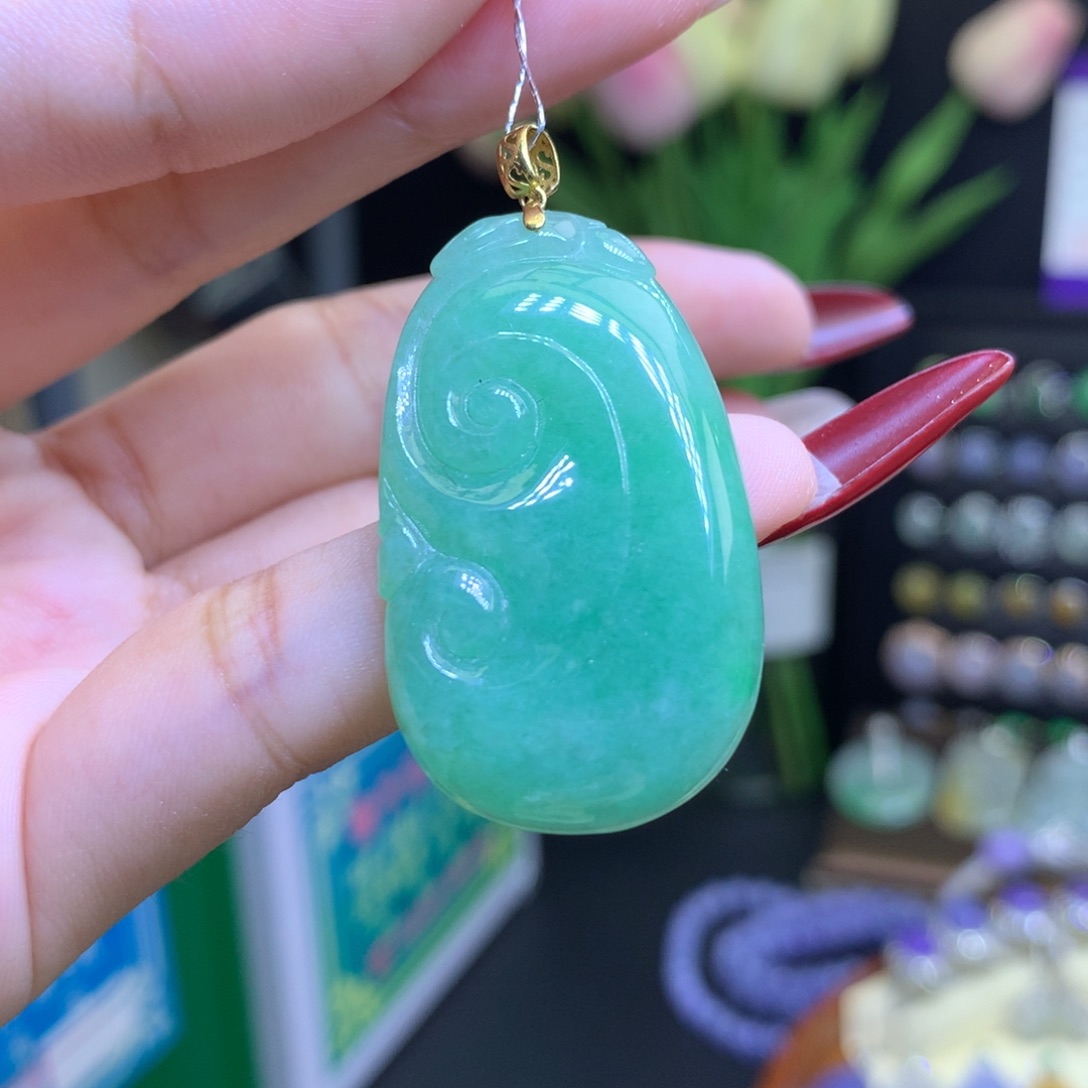 翡翠颈饰18K金镶嵌天然