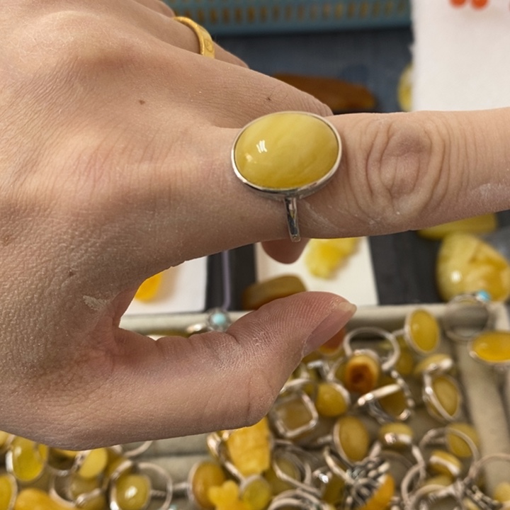 蜜蜡裸石银S925镶嵌戒指