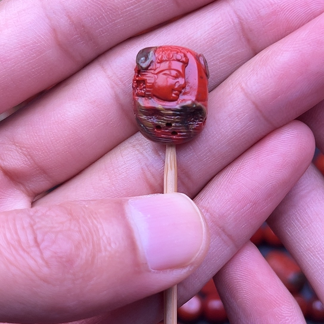 南红玛瑙未镶嵌川料包浆背云