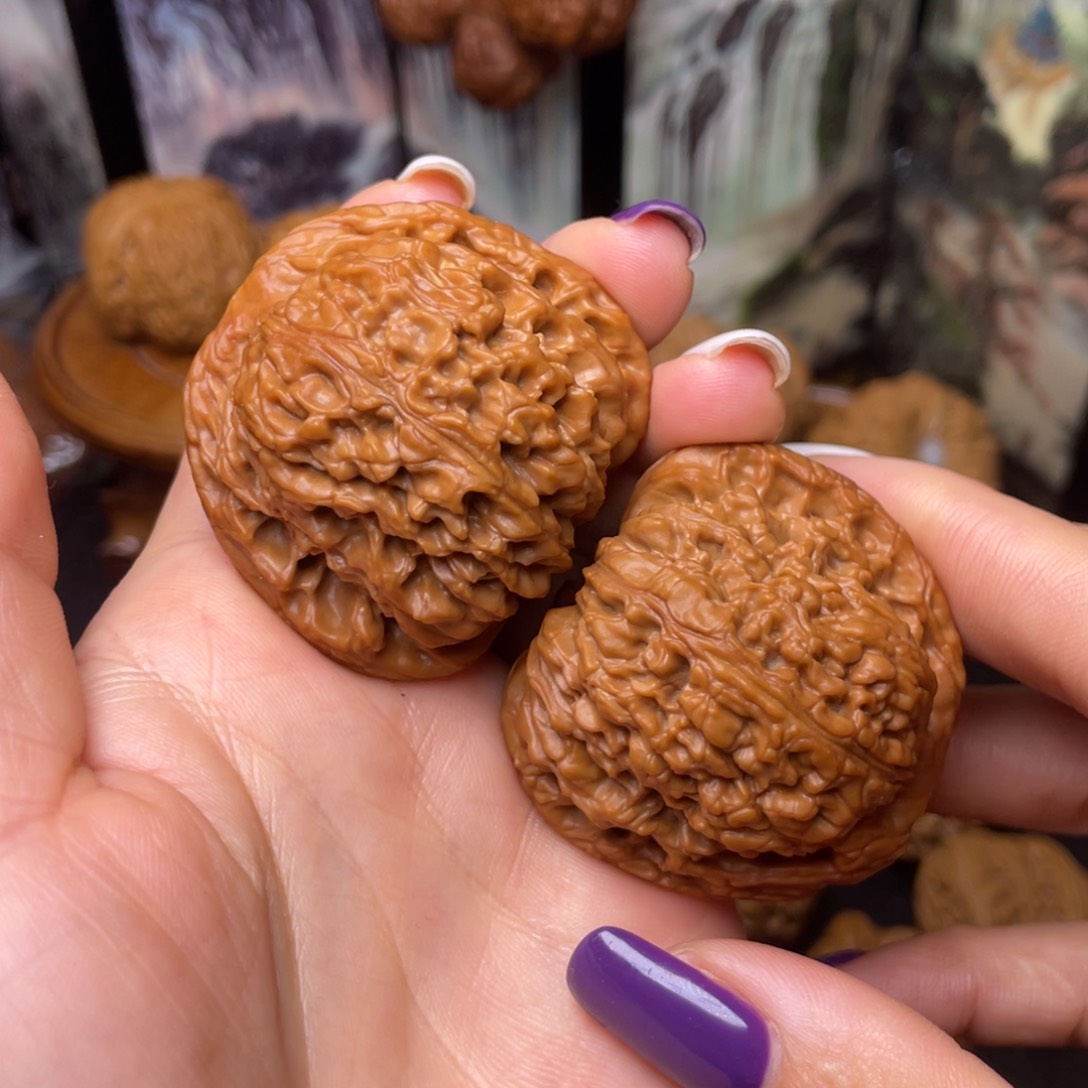 文玩核桃把件45全品南疆石