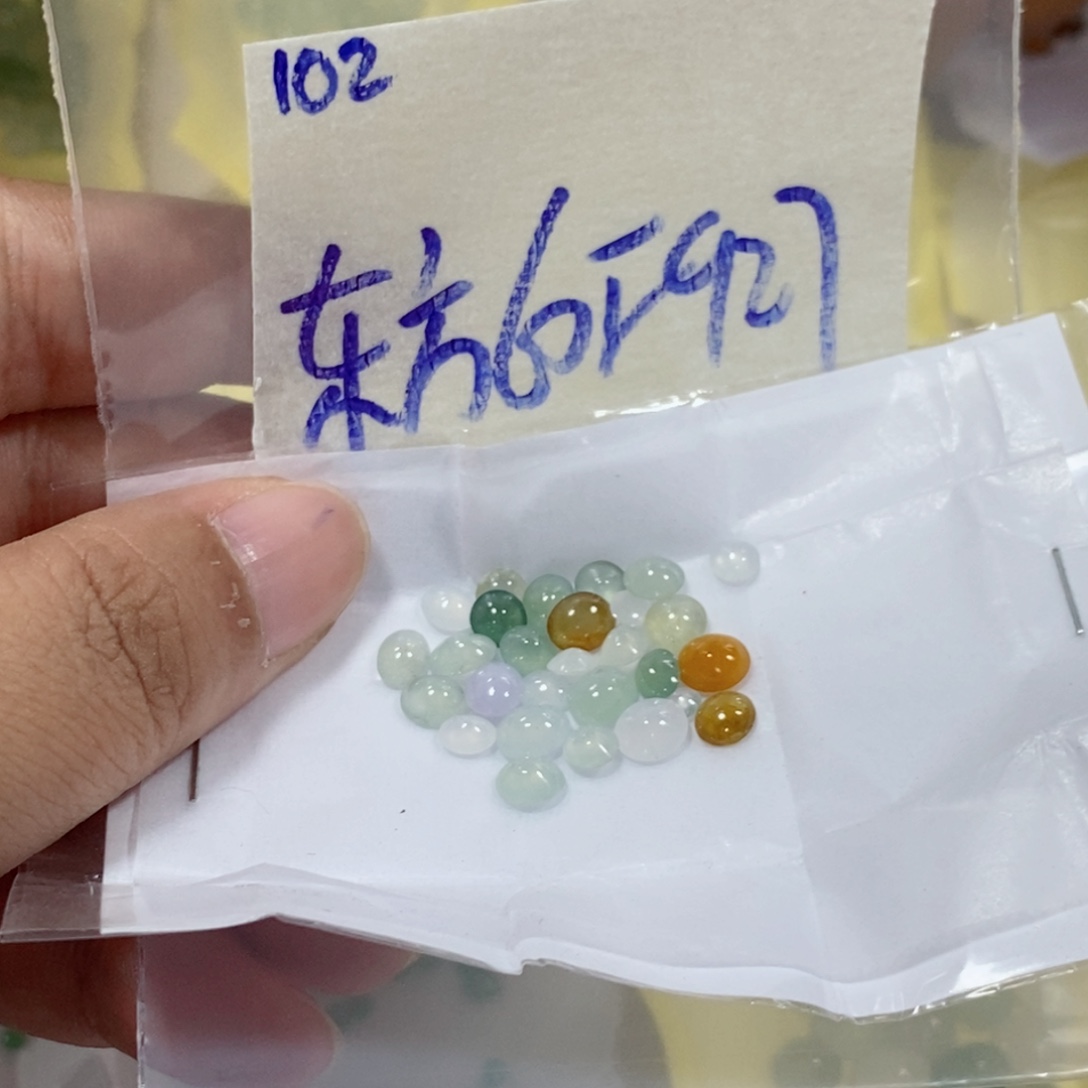东***教定制翡翠未镶嵌不