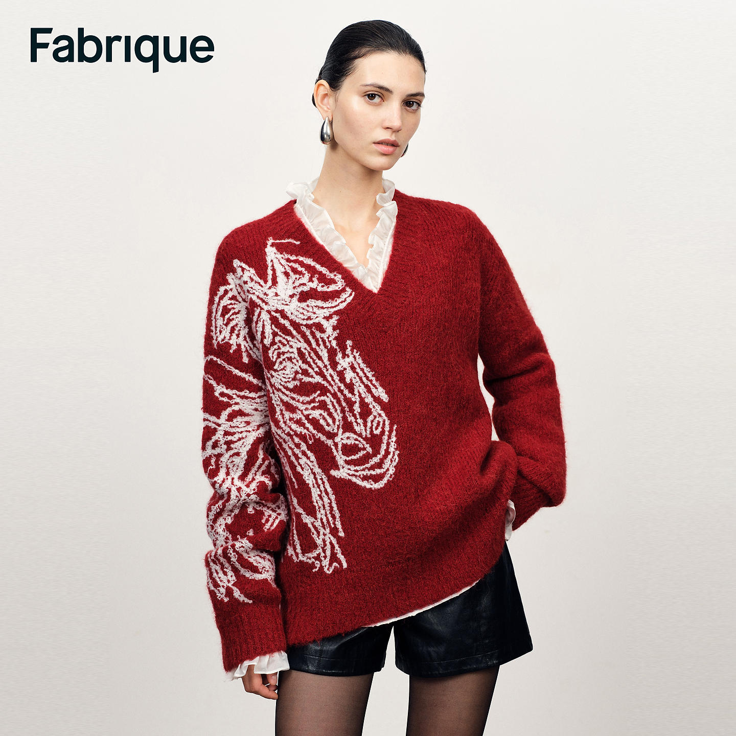 Fabrique Parker 骏马鸿运艺术刺绣绵羊毛羊驼毛V领针织生肖毛衣