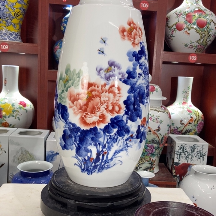 景德镇陶瓷艺术品小****?