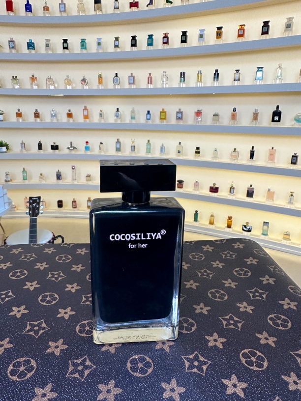 【她的同名黑瓶120ml】持久留香清新淡雅经典香水