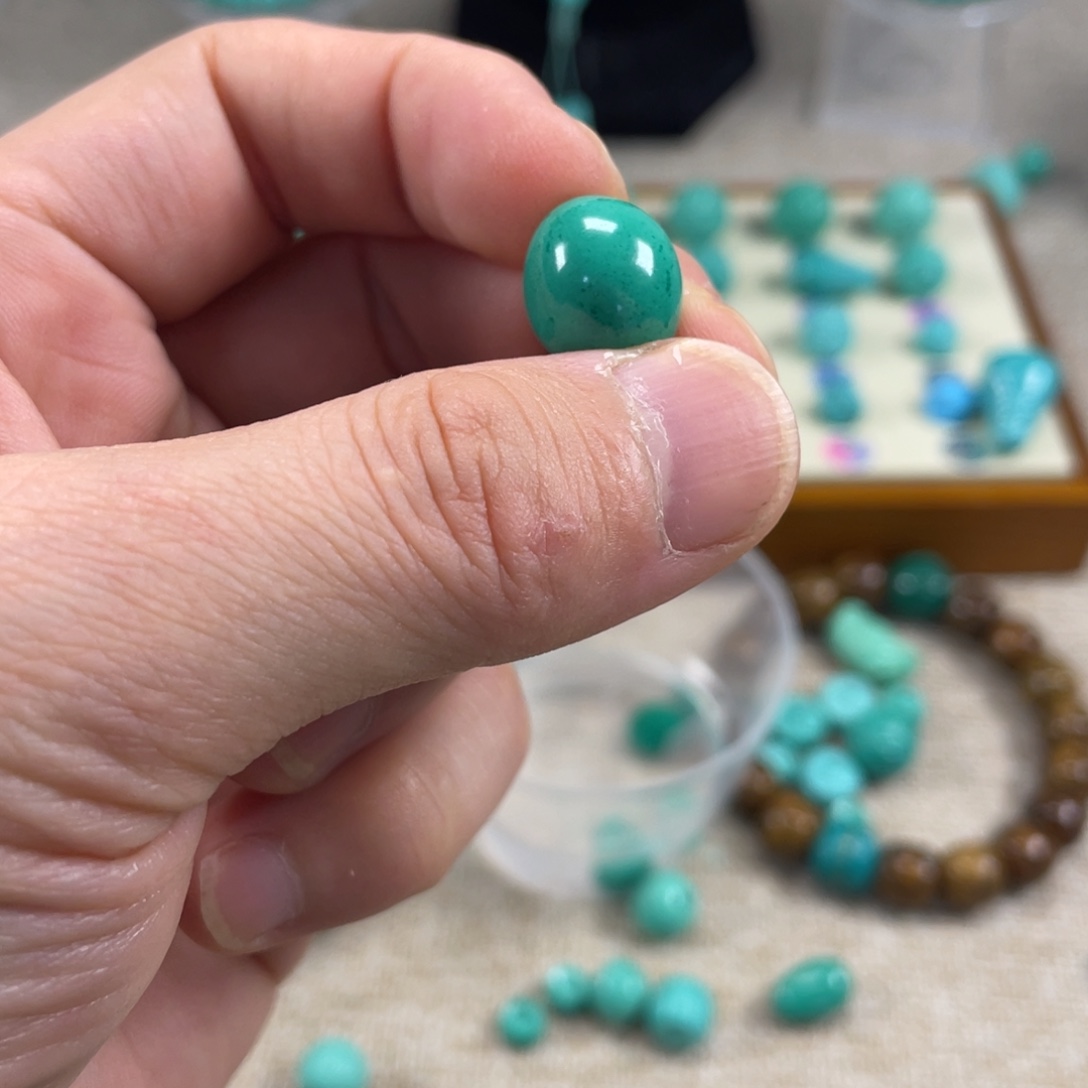 柒***~原生态湖北矿小配饰，直径11