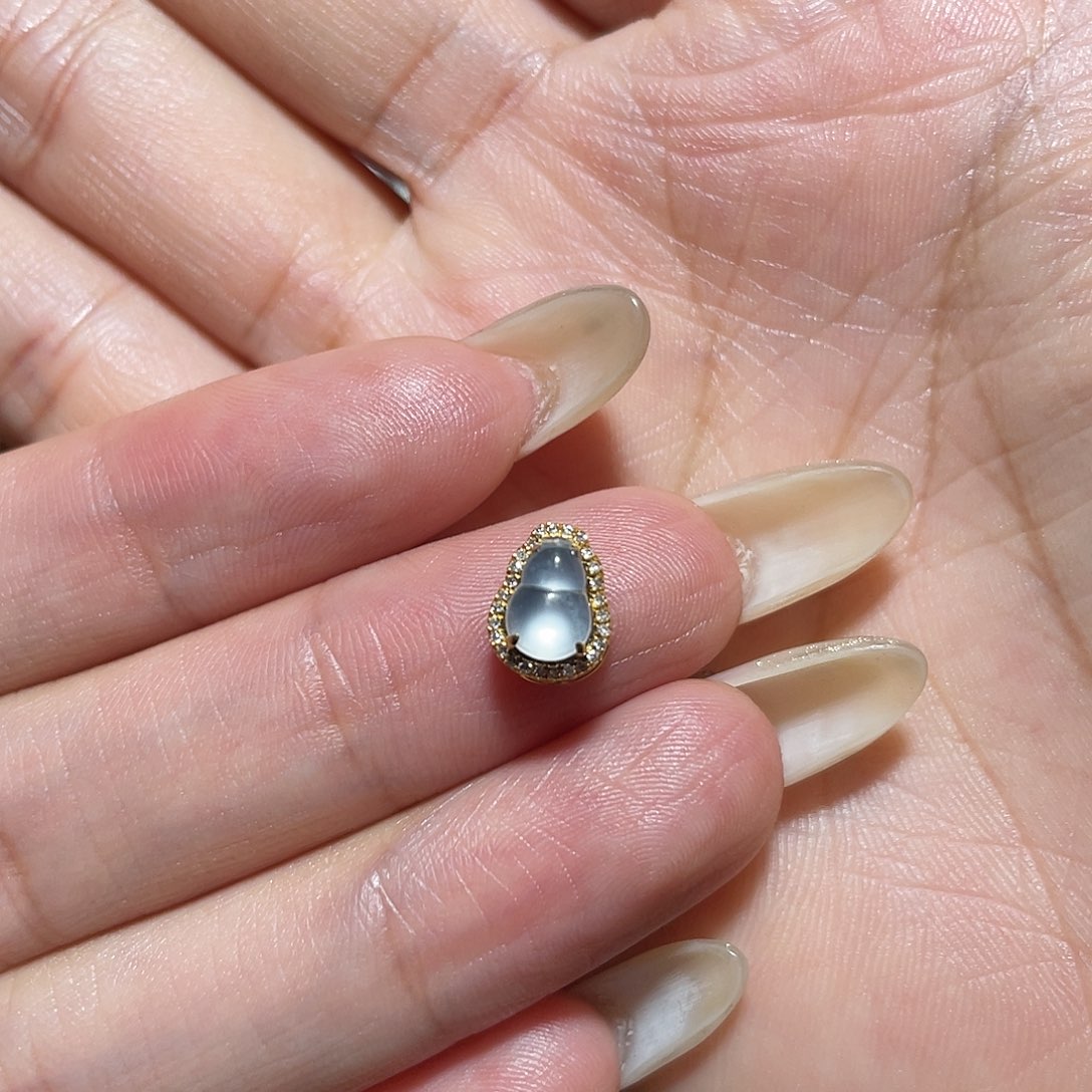 A***A翡翠18K金镶嵌吊坠(不含链)