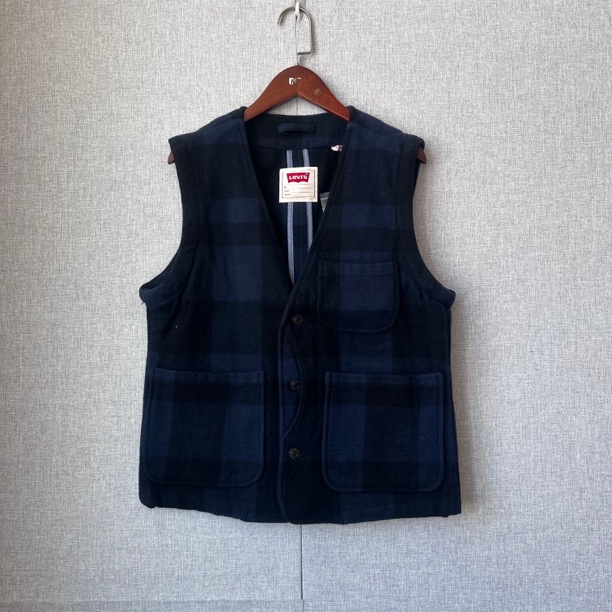 Levi's/李维斯 格子撞色拼接无袖马甲 黑蓝 72216 0001
