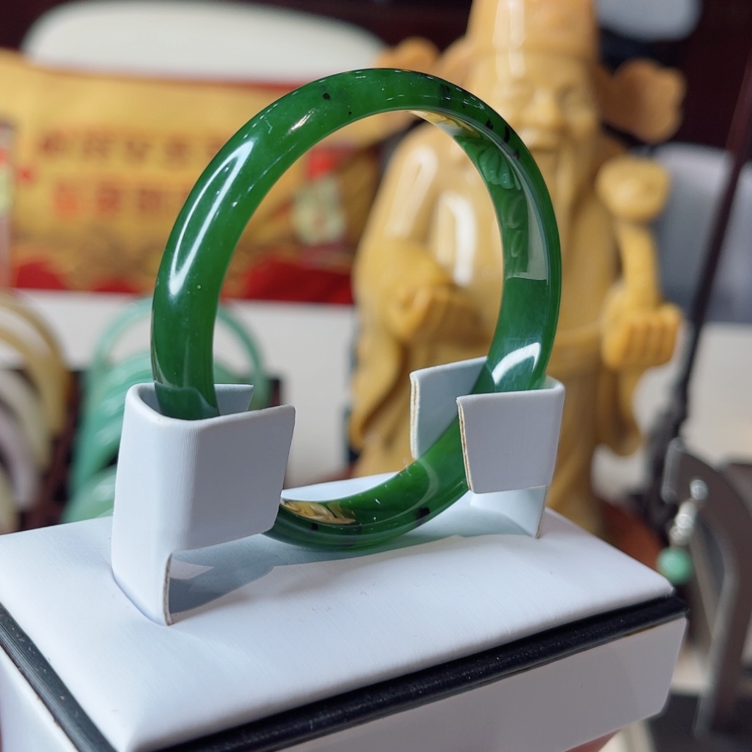 和田玉（碧玉）未镶嵌手镯50-52