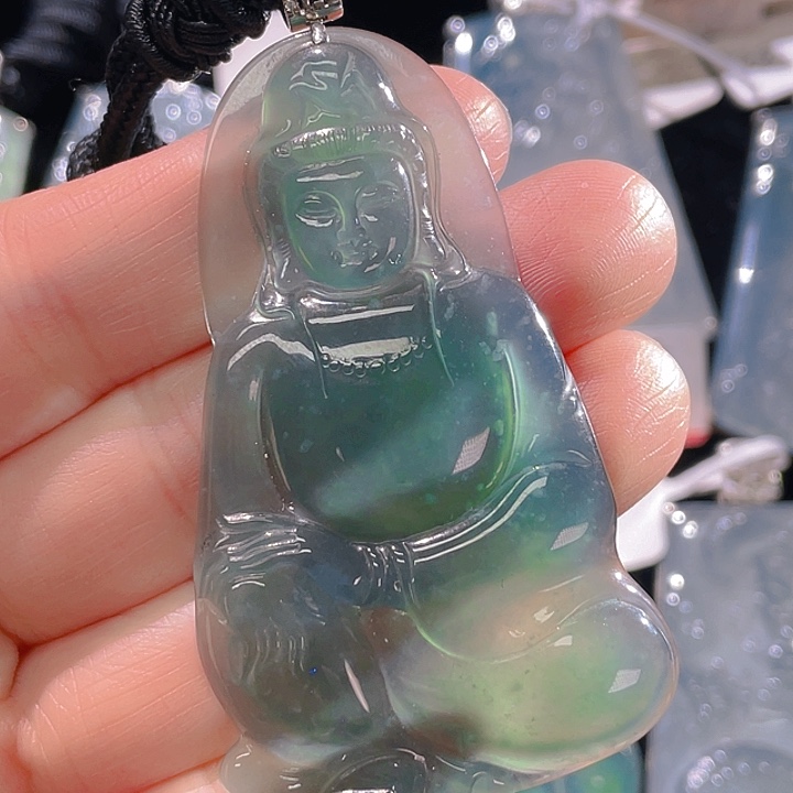 翡翠颈饰18K金镶嵌29，