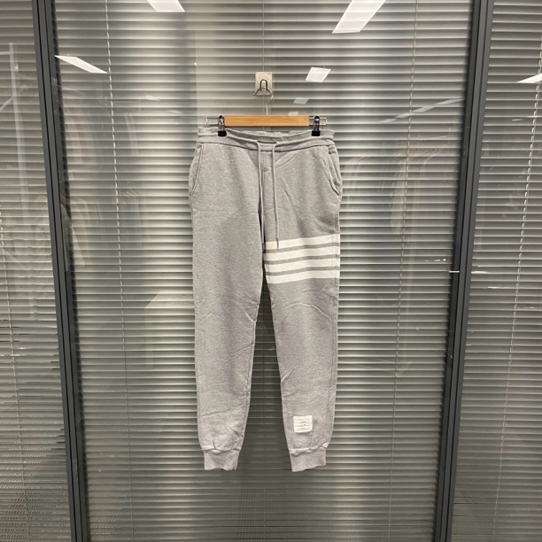95新 THOMBROWNE 灰色卫裤 0码 有染色 #10219jj