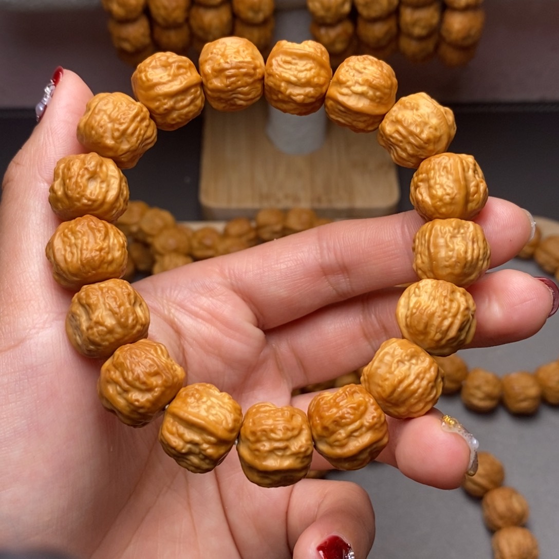 猴头核桃手串金蟾蛤蟆头