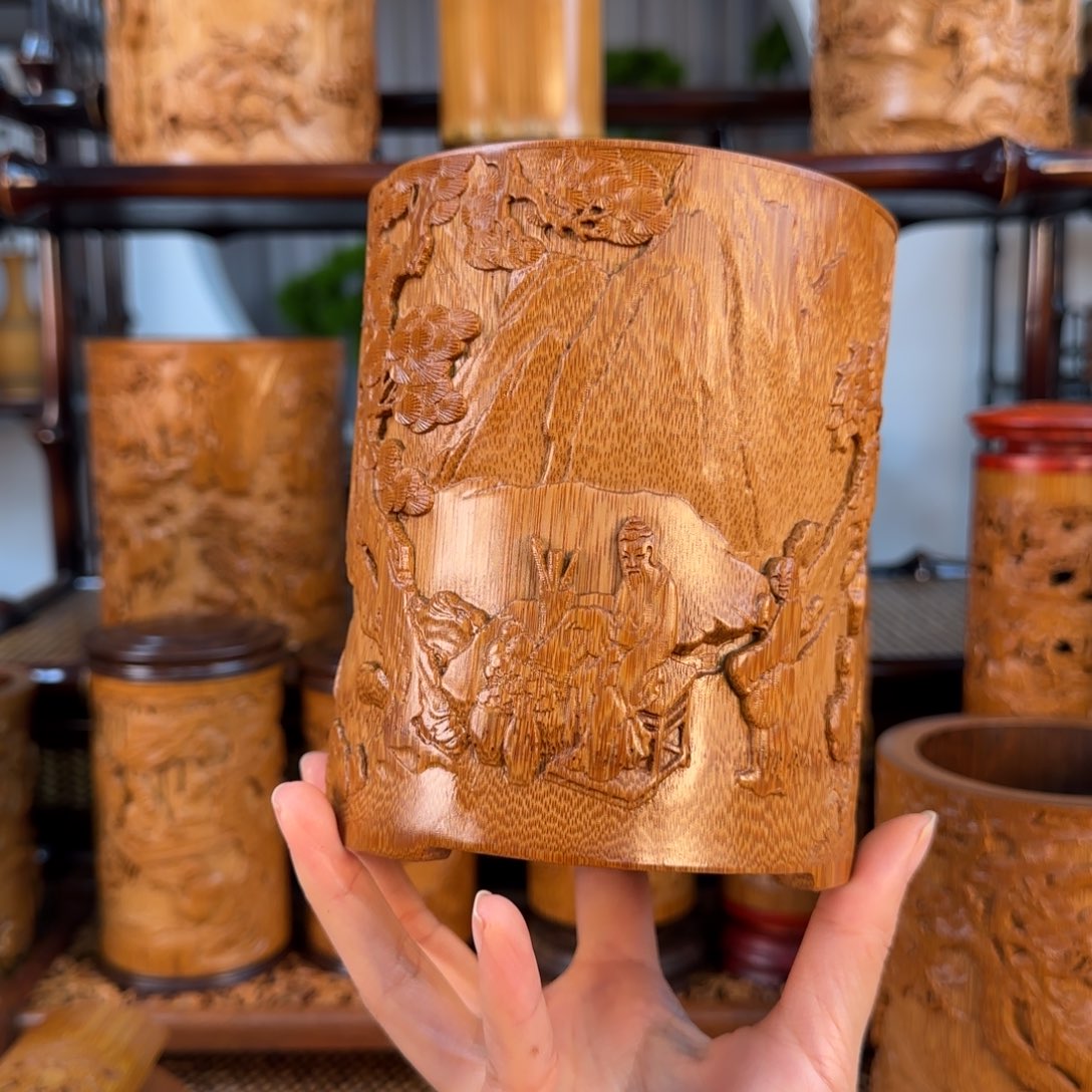 骑***抖香榧木观画图手工雕刻