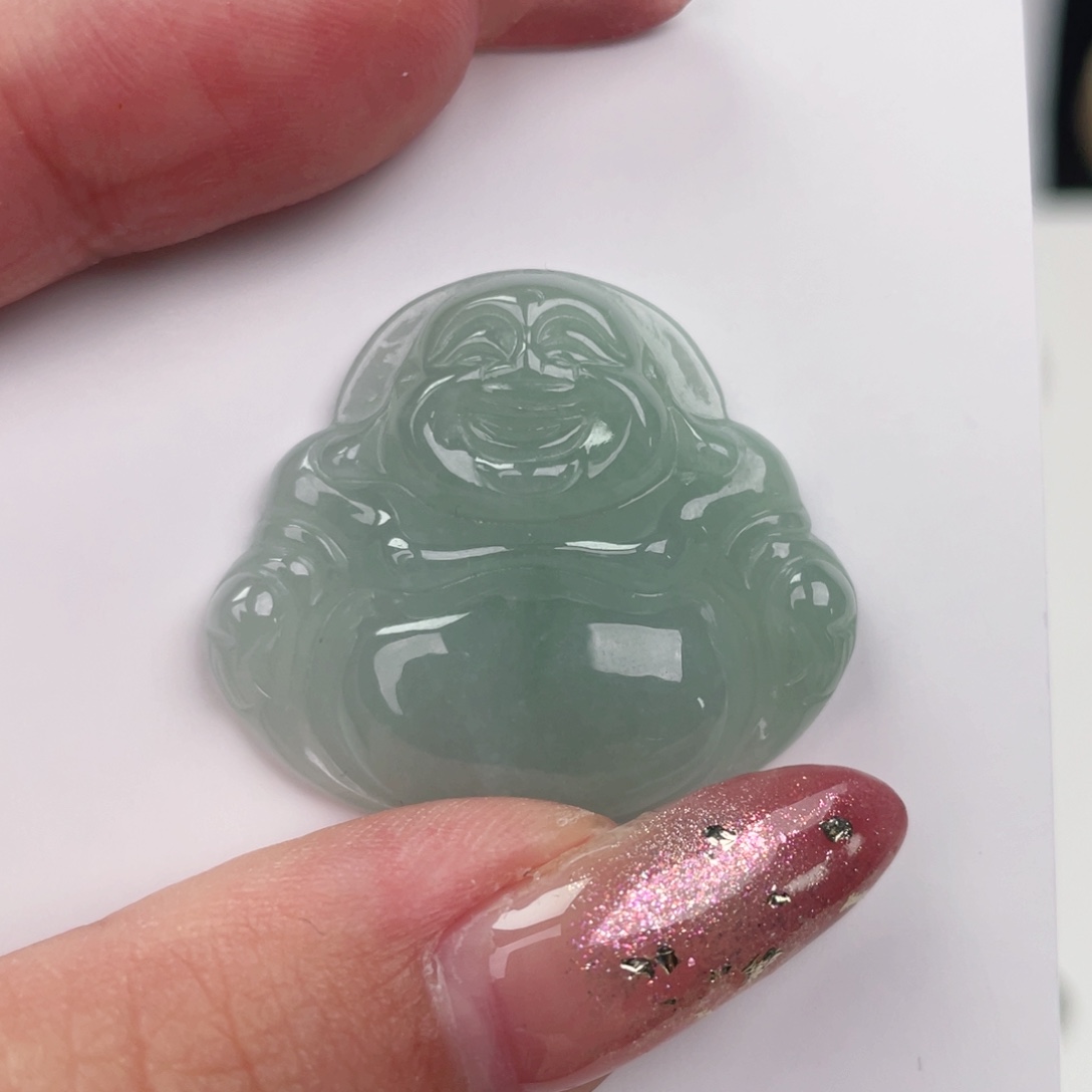 翡翠未镶嵌颈饰佛公