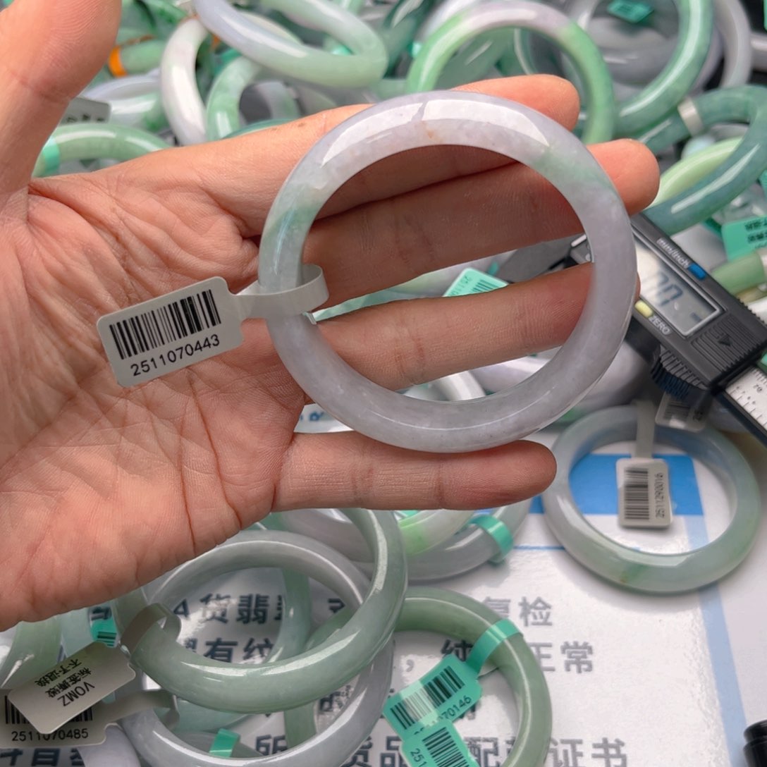 未镶嵌手镯翡翠555657。83