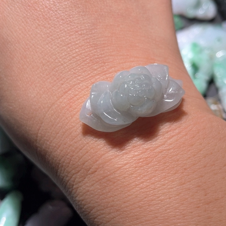 【闪购商品】翡翠颈饰未镶嵌天然翡翠