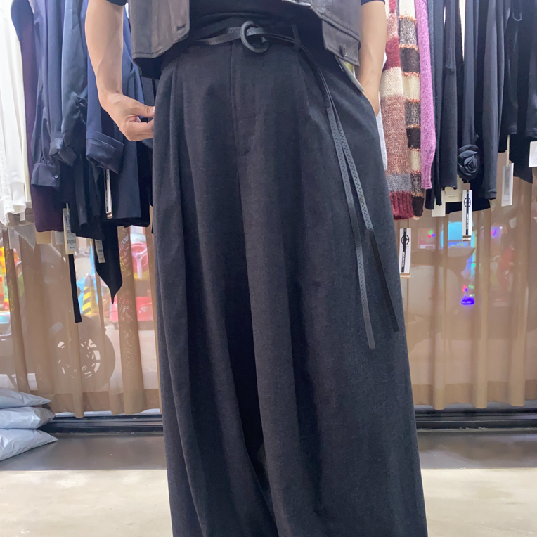 小众高级感灰色西装裤女2025秋季新款高腰宽松时尚休闲垂感阔腿裤
