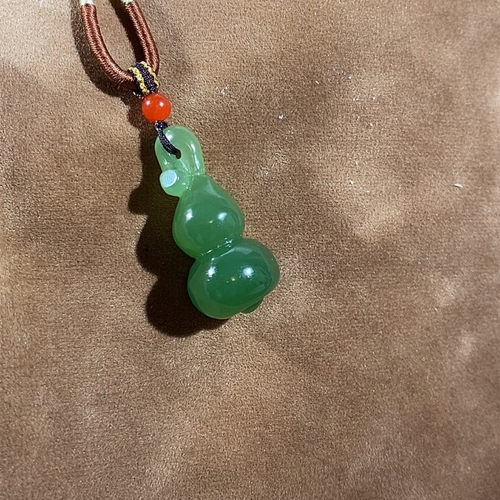 和田玉（碧玉）颈饰未镶嵌