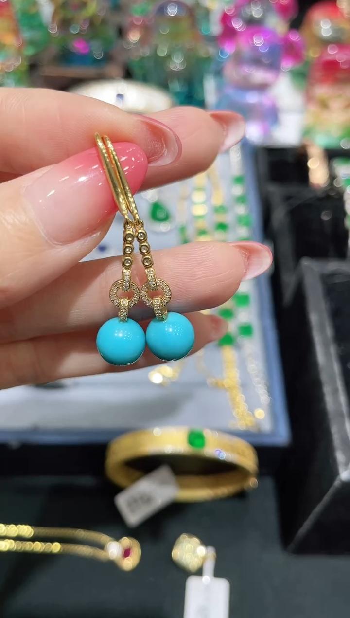 18K金镶嵌绿松石耳饰