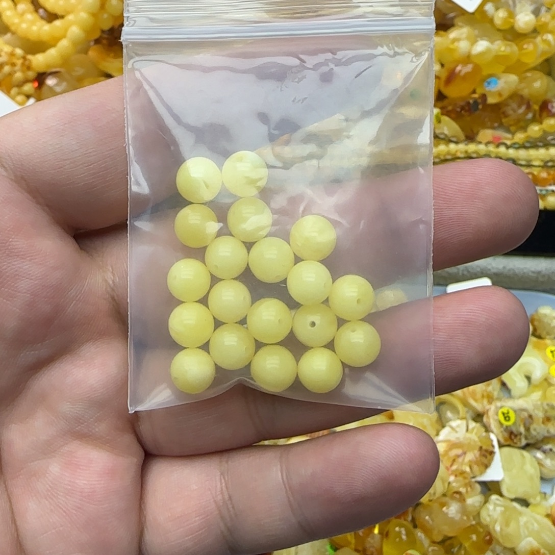 琥珀未镶嵌裸石随机一对7➕mm