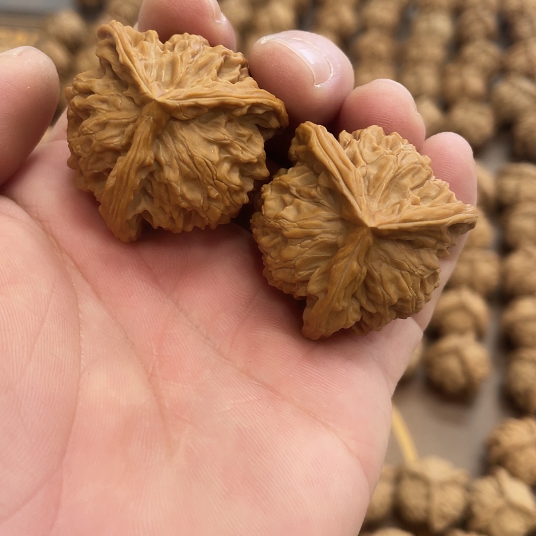 我***子文玩核桃吊坠文玩核桃一物一图